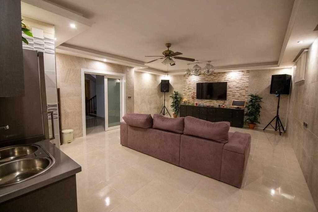 Lujosa Villa En Alhaurin De La Torre 7 Dormitorios Zewnętrze zdjęcie